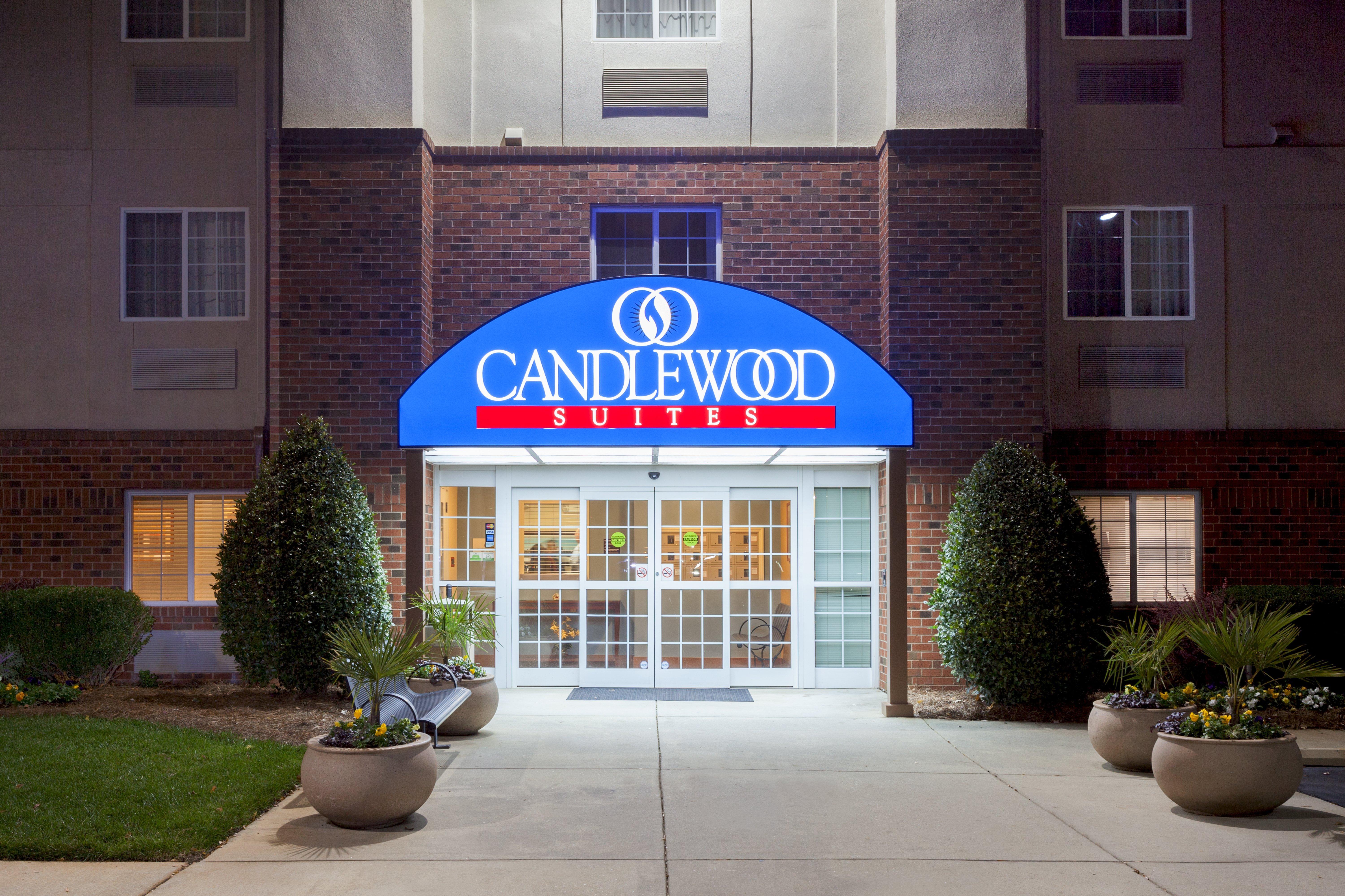 Candlewood Suites Raleigh Crabtree By Ihg Zewnętrze zdjęcie