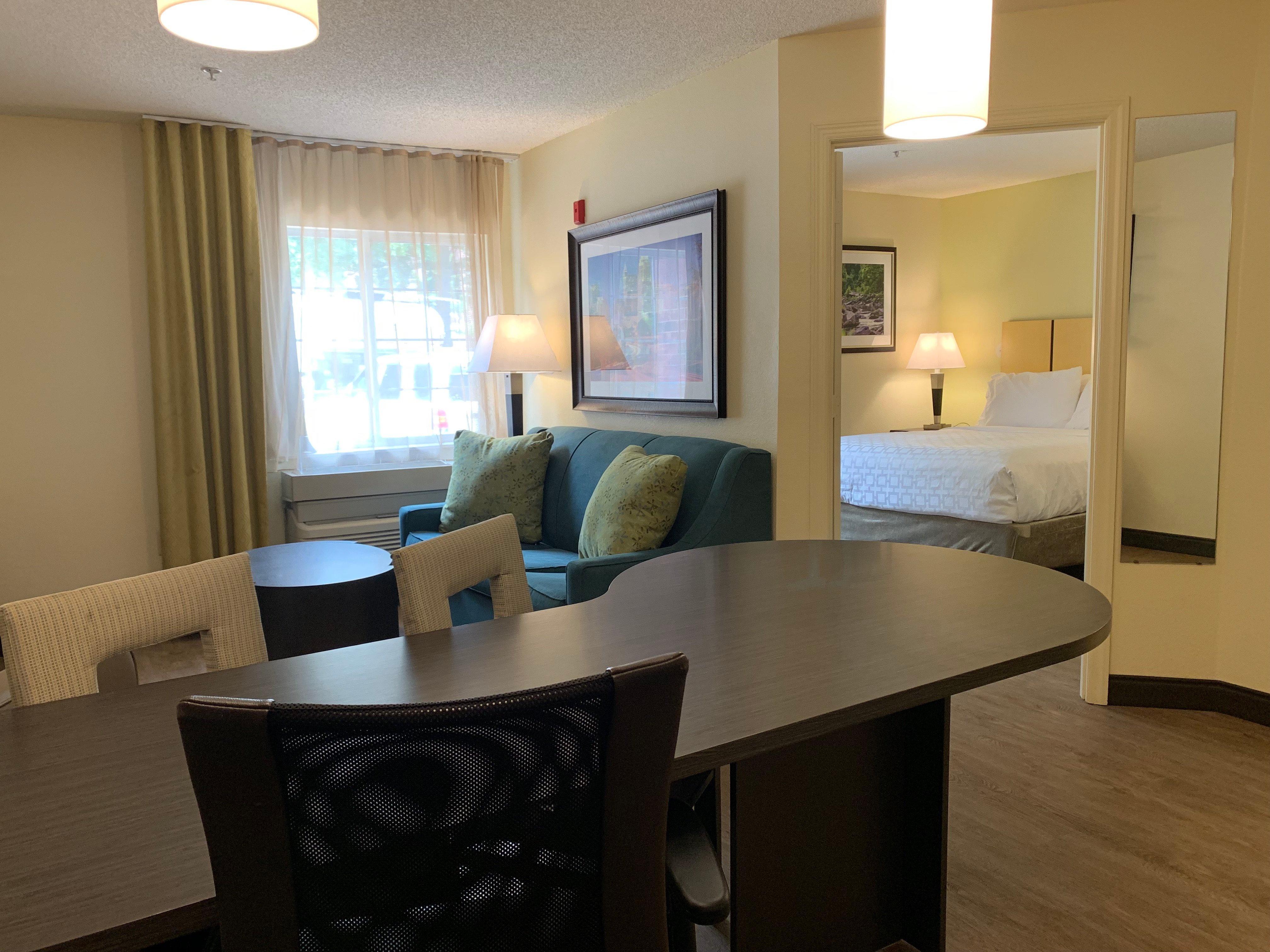 Candlewood Suites Raleigh Crabtree By Ihg Zewnętrze zdjęcie