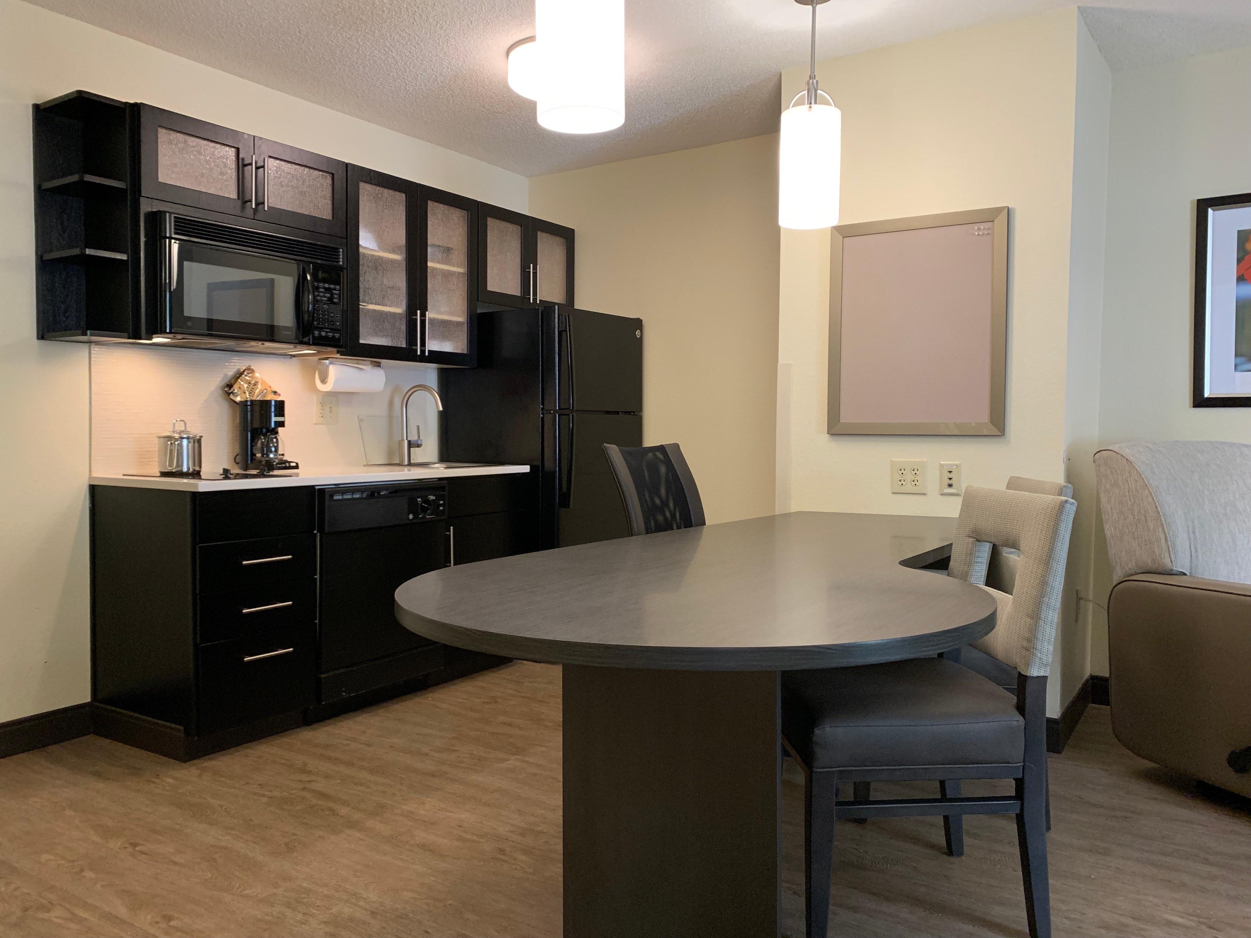 Candlewood Suites Raleigh Crabtree By Ihg Zewnętrze zdjęcie