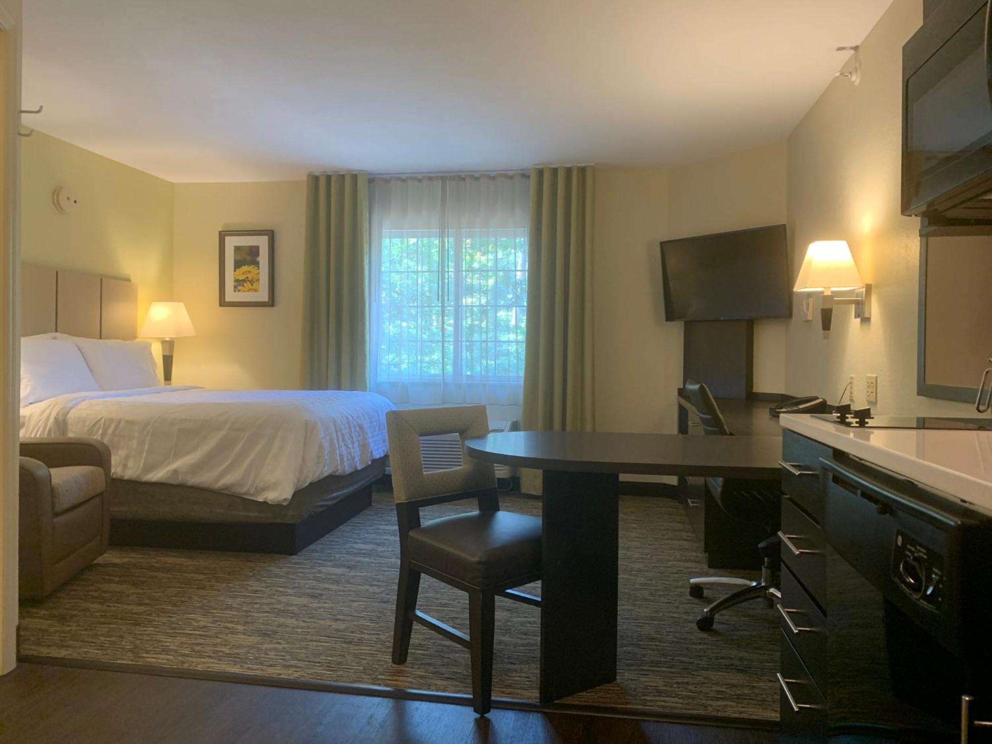 Candlewood Suites Raleigh Crabtree By Ihg Zewnętrze zdjęcie