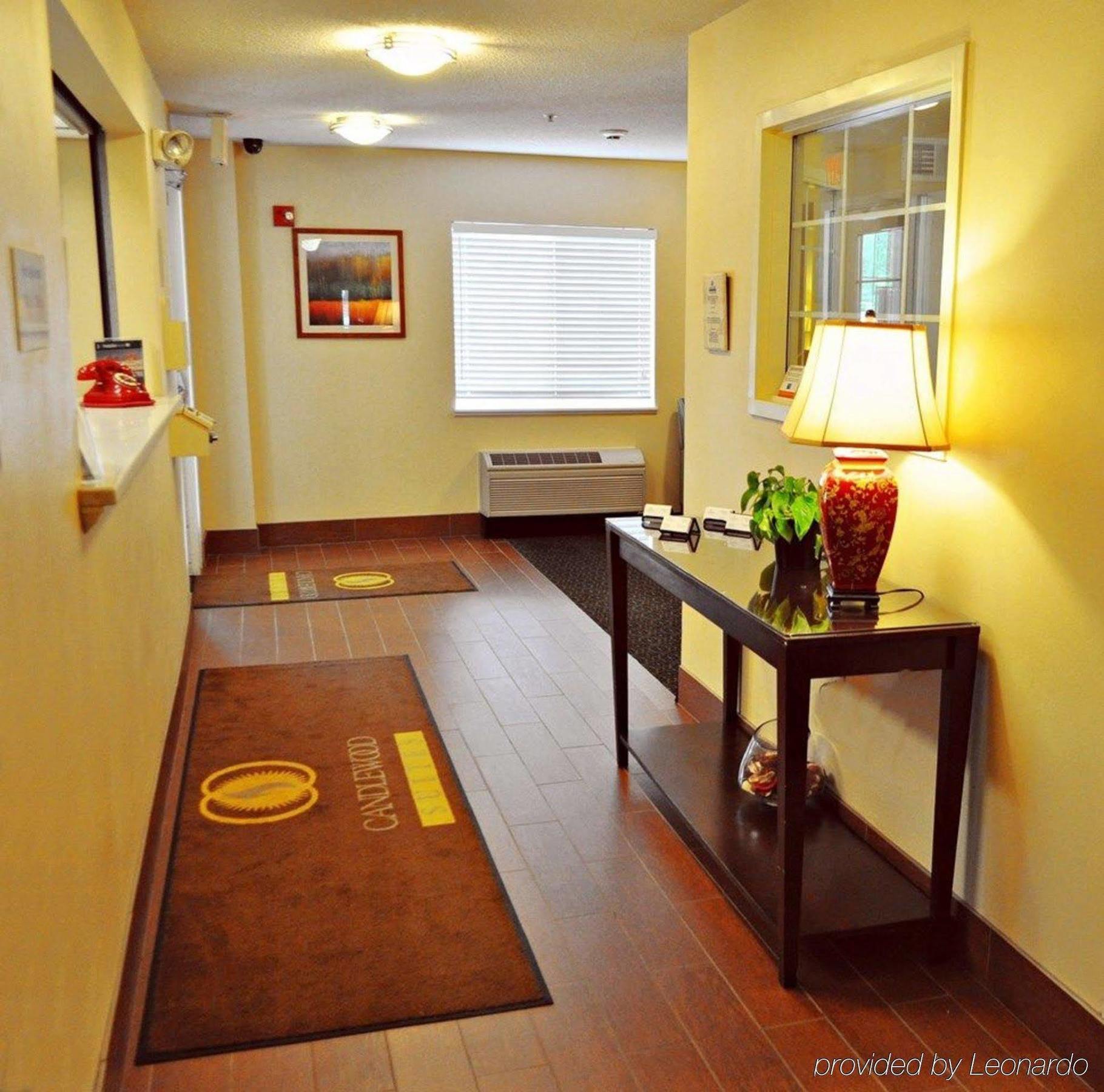 Candlewood Suites Raleigh Crabtree By Ihg Zewnętrze zdjęcie