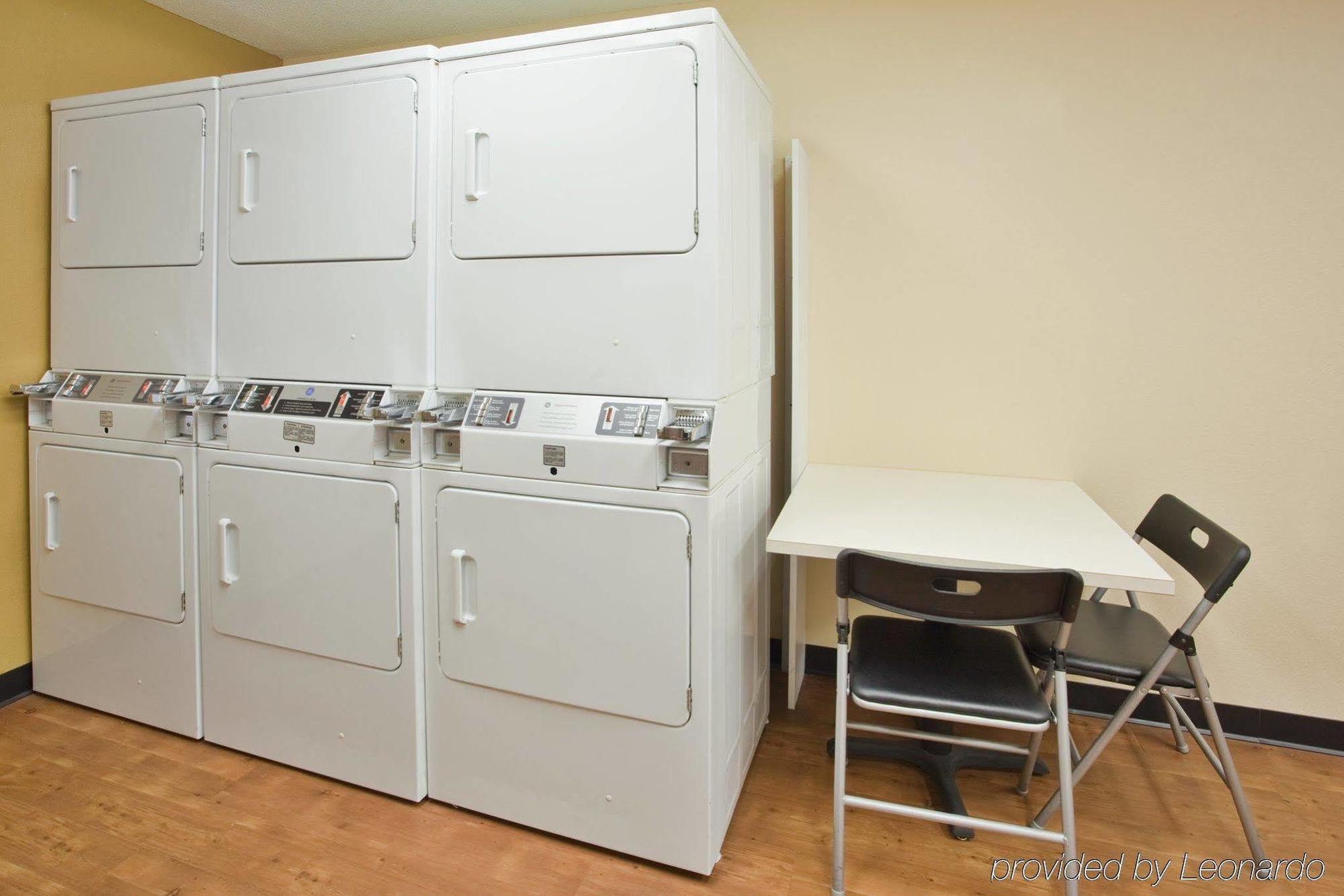Candlewood Suites Raleigh Crabtree By Ihg Zewnętrze zdjęcie
