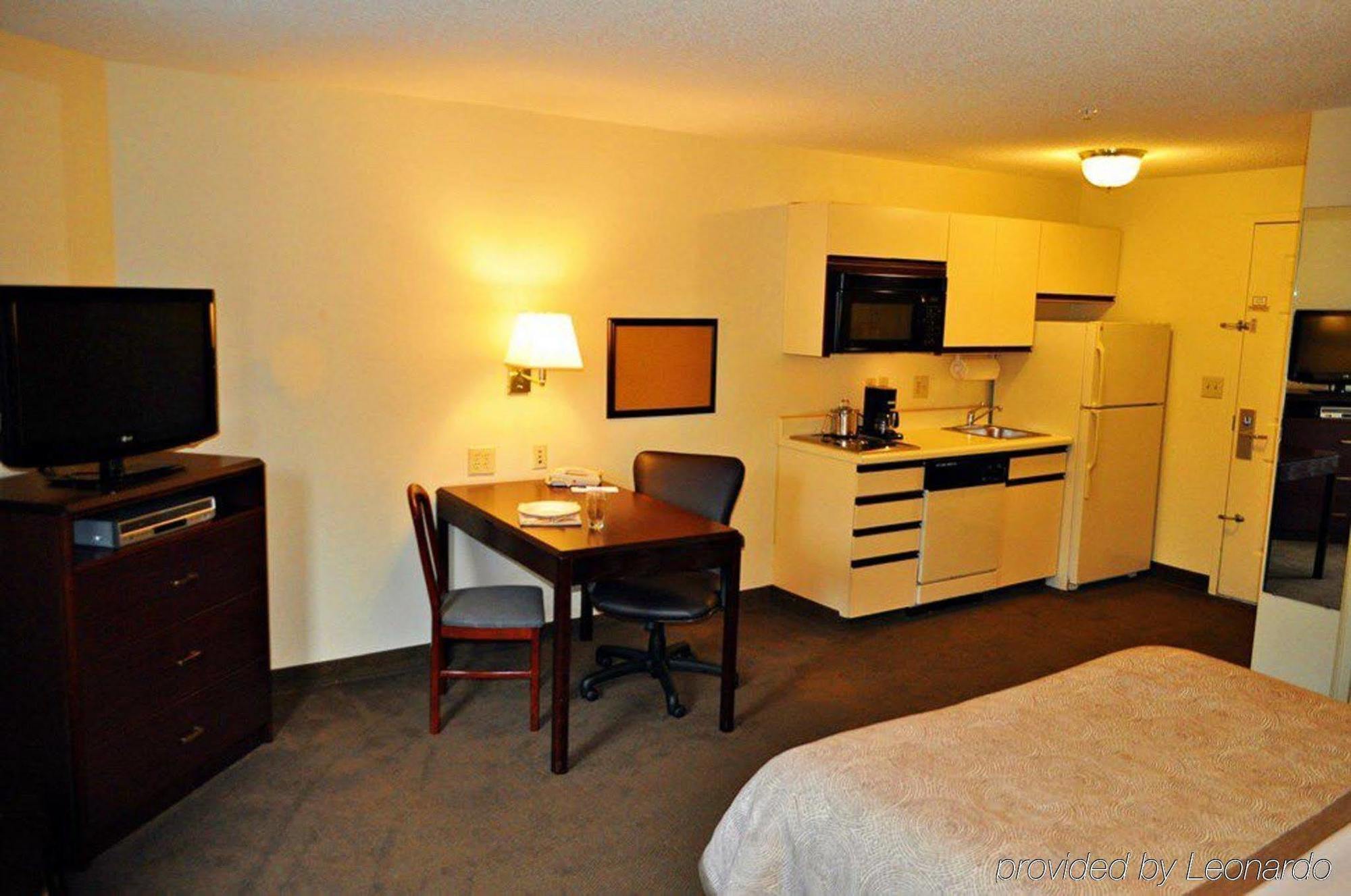 Candlewood Suites Raleigh Crabtree By Ihg Zewnętrze zdjęcie