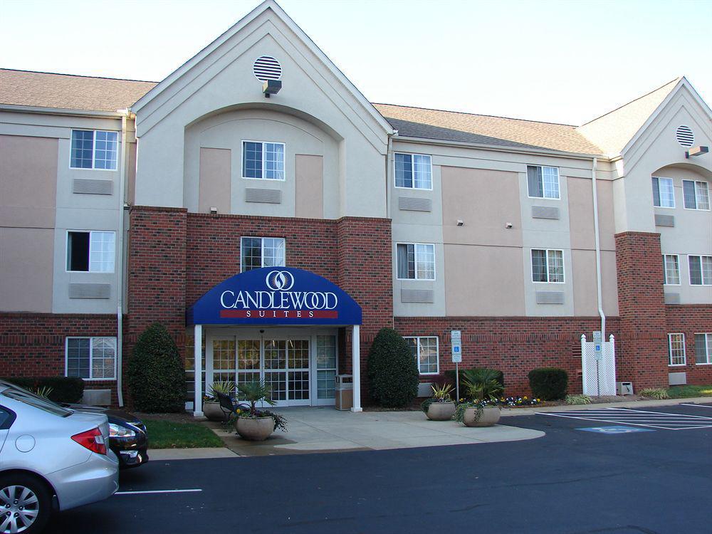 Candlewood Suites Raleigh Crabtree By Ihg Zewnętrze zdjęcie